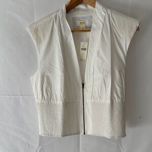 White Sleeveless Zip-Up Vest